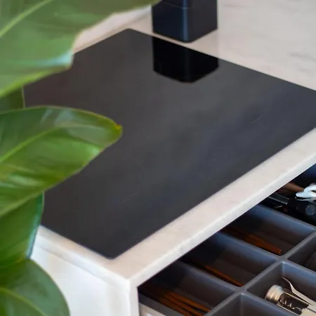 Edition 309 - Luxury Seafront 2br