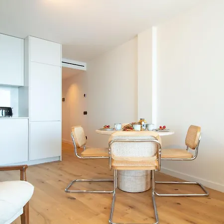 Daire Edition 309 - Luxury Seafront 2br