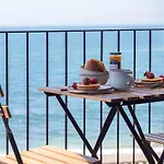 Edition 309 - Luxury Seafront 2br Porto