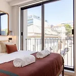 Edition 309 - Luxury Seafront 2br Daire *