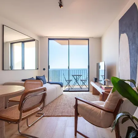 Edition 309 - Luxury 2br With Sea View And Balcony Apartman *