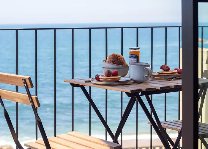 Edition 309 - Luxury Seafront 2br Porto