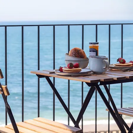 Edition 309 - Luxury Seafront 2br פורטו