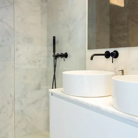 Edition 309 - Luxury Seafront 2br *