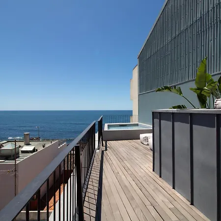Edition 309 - Luxury Seafront 2br *