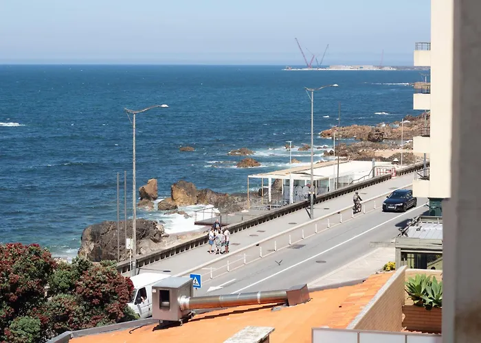 Edition 309 - Luxury Seafront 2br