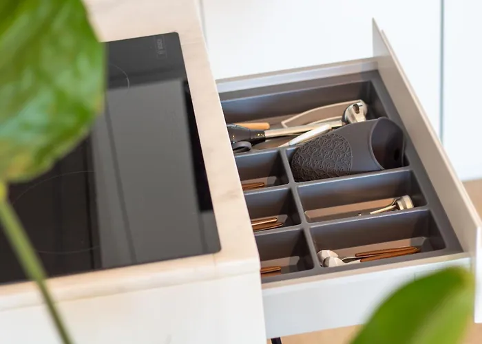 Edition 309 - Luxury Seafront 2br