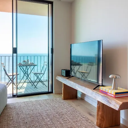 Edition 309 - Luxury Seafront 2br * Oporto
