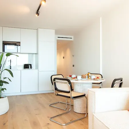 Edition 309 - Luxury Seafront 2br *