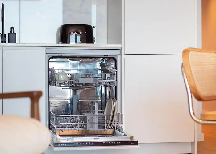 Edition 309 - Luxury Seafront 2br Appartement